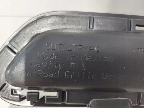 Jeep OE 5UT11TRMAC Front Bumper Grille image 5