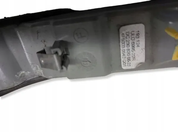 Mercedes CLK W209 oikea peilisignaali OEM 2308200821 image 6