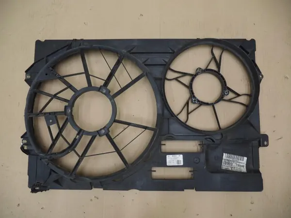 VW Ventilatorhuis OEM 7H0121207F/7H0121201BD image 2