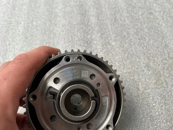 VW Audi Engranaje de Distribución 04E109088L image 3