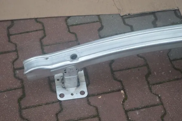 Renault Scenic II Etupuskuri OEM 8200534771 image 2