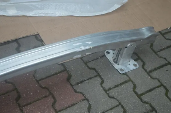 Renault Scenic II Etupuskuri OEM 8200534771 image 4