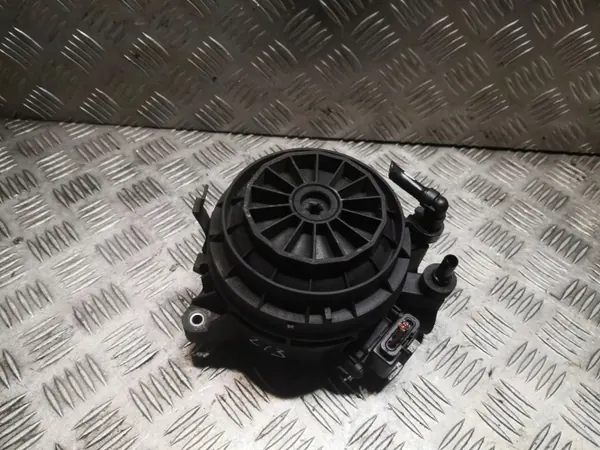 Brandstoffilter Mercedes W238 W213 OEM A0029907911 image 2