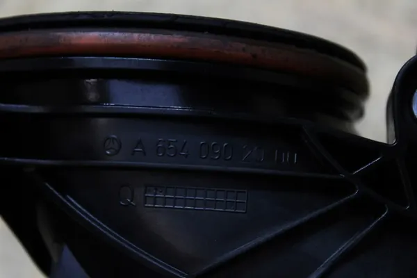 Luchtkanaal - Mercedes W213 2.0 CDI A6540902000 image 3