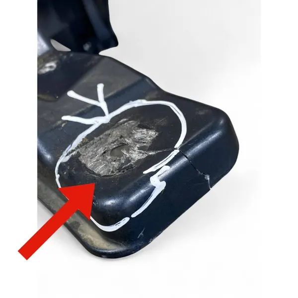 Volvo XC60 vänster höger skärm fäste 31424579 31424578 image 7