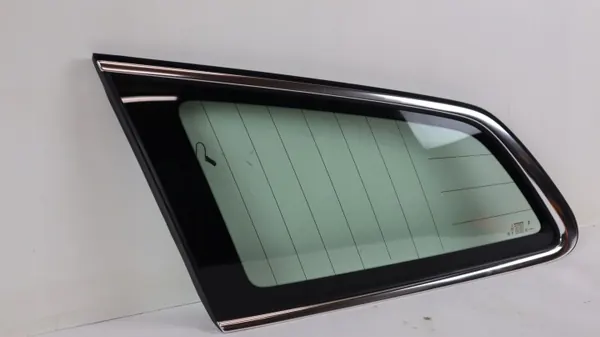 Volvo V90 Linker Carrosserieruit OEM 32368774 image 3
