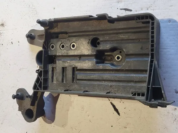 Batterieträger OEM 5Q0915321H für Audi A3 Sportback image 2