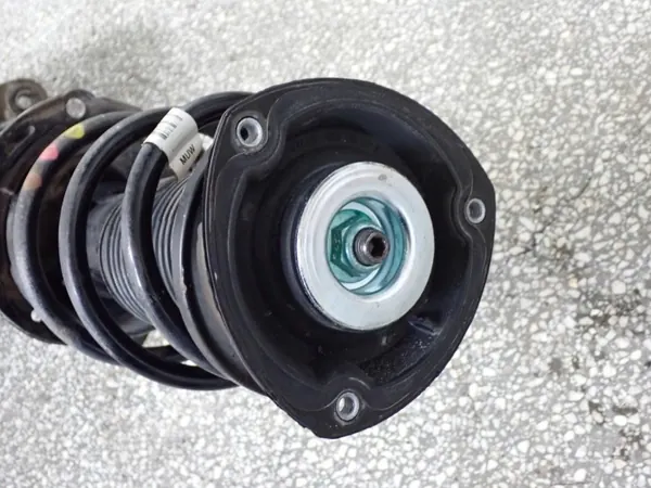 Rechter draagarm OEM 5QF413031AE VW Tiguan II image 3
