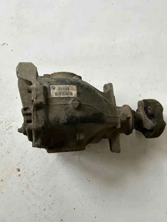 BMW 3 (F30, F80) Rear Differential EA5764256 3.0L Diesel 2015 image 4