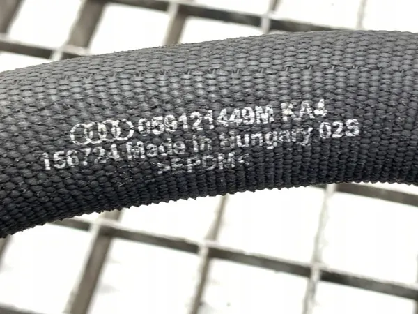 Tuyau d'eau OEM 059121449M pour Audi Q8 3.0 286CH image 3