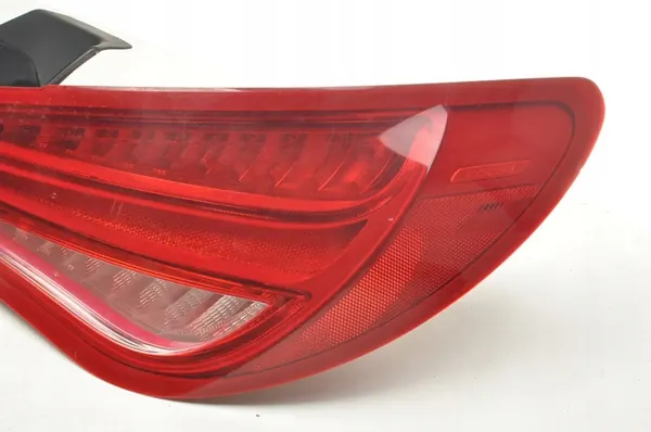 MERCEDES CLA W117 Luz Trasera Derecha A1179060601 image 2