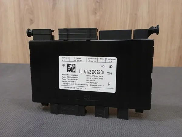 Mercedes Istuimen Ohjausmoduuli OEM A1729007500 image 2