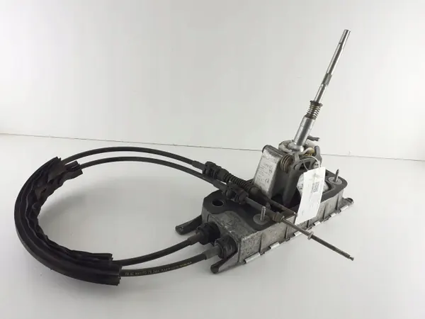 Levier de vitesse VW d'occasion OEM 1T0711049BJ image 2