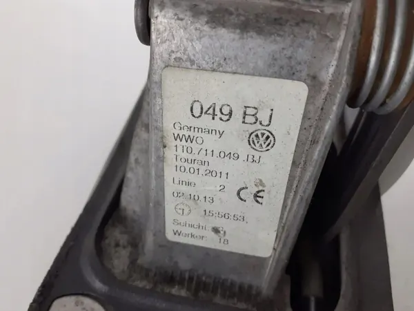 Levier de vitesse VW d'occasion OEM 1T0711049BJ image 3