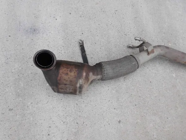 Catalisador Golf V Altea Leon II A3 8P Octavia OEM image 4