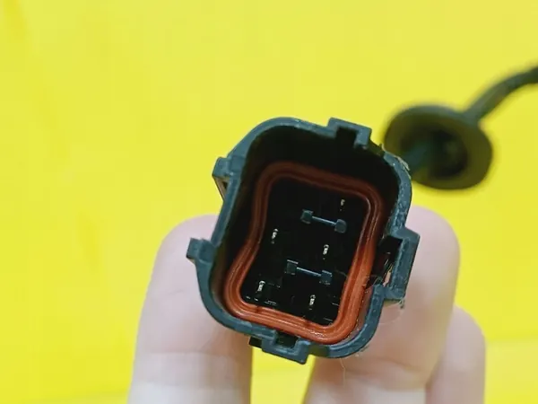 Brandstofpomp Kia Carens II 2.0B CVVT 9200-400000 image 4