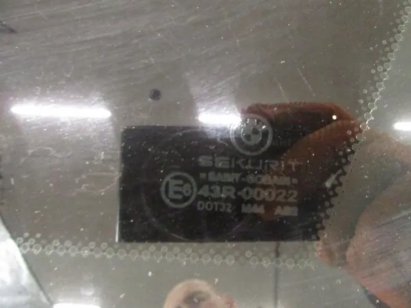 BMW E53 X5 Oikea takalasi OEM Szyba prawa image 4