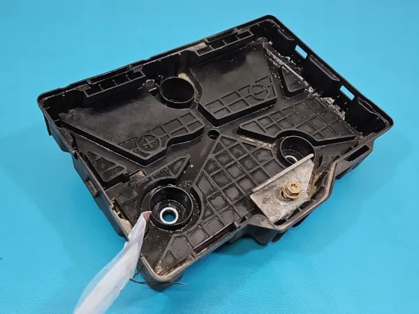 Support de batterie OEM 648601269R pour Renault Clio IV image 2