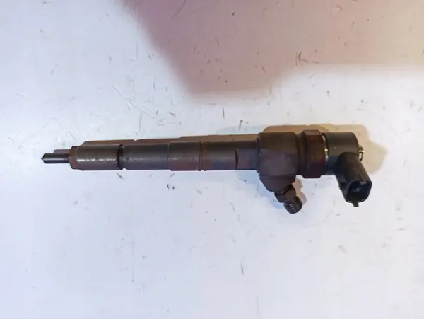 Inyector SAAB 9-3 (YS3F) 1.9L 2009 OEM 55221024 image 2