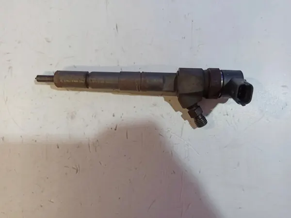 Inyector SAAB 9-3 (YS3F) 1.9L 2009 OEM 55221024 image 3