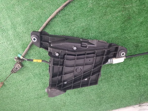 Frein à main électrique OEM 9684898480 pour Citroen C4 Picasso image 5