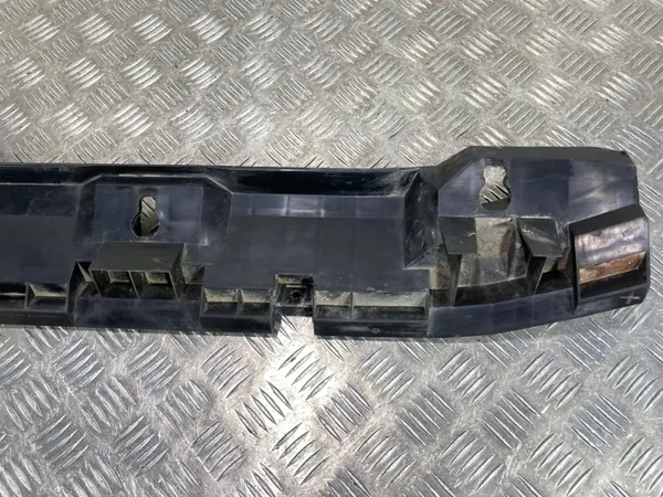 Subaru Forester voorbumperkap OEM 57707SJ040 image 8