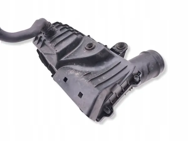 Audi Ilmansuodatin Kotelo OEM 5Q0129601BS A3 8Y image 6