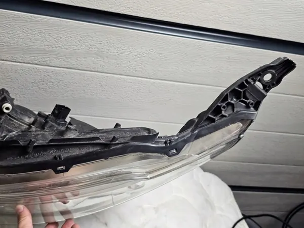 Vasen etuvalaisin LED Peugeot 208 image 4