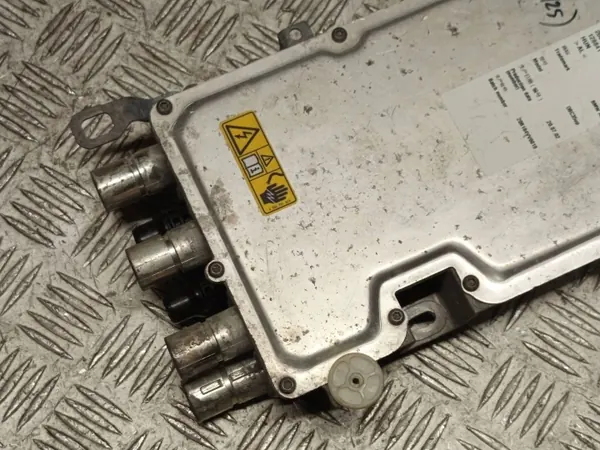 BMW OE 5A2A615 Lämmityslatausmoduuli G20 G21 image 3