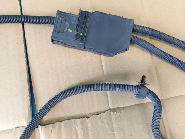 Ligne AdBlue OEM 3Q0131983AF pour Skoda Superb 3 image 9
