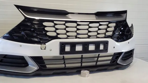 KIA Sportage V Parachoques Delantero 2022 image 4