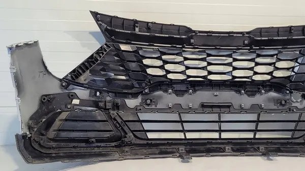 KIA Sportage V Parachoques Delantero 2022 image 9