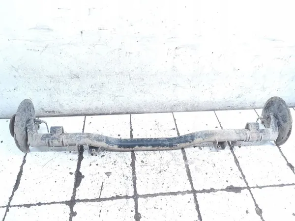 Viga do eixo traseiro OEM 2K5500051 para VW Caddy 2015 image 4