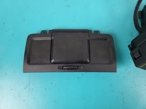 Convertisseur Tension OEM PRKA11422165558 Prise 230V image 5