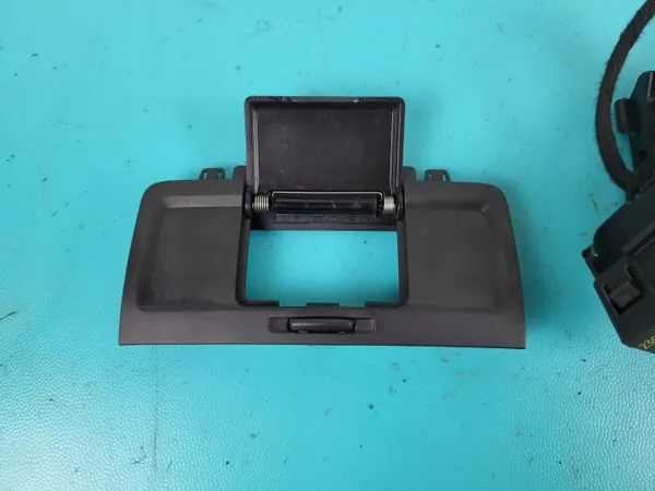 Convertisseur Tension OEM PRKA11422165558 Prise 230V image 6