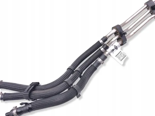 Land Rover Bränsleledning OEM M8E29J280AG - Begagnad image 9