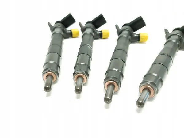 Iniettore VW CRAFTER 2.0 TDI 03N130277M image 2