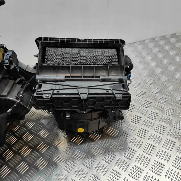 Verwarming VW TIGUAN 2.0L benzine 2019 3QF819021 image 5