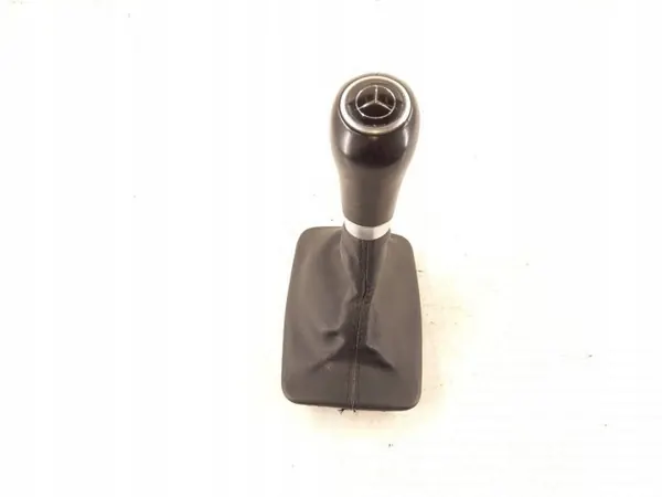 Pomo de cambio Mercedes-Benz OEM A2042677710 - Usado image 2