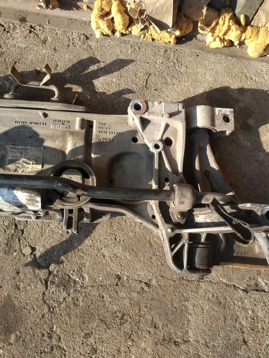 Framsuspensionskåpa VW Audi Seat 1K0199313H image 3