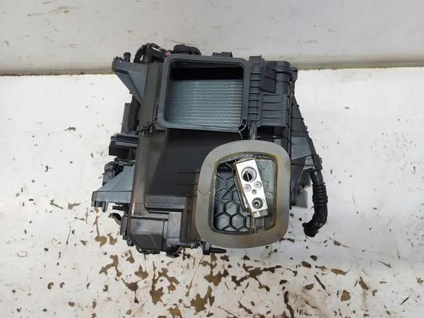 Chauffage électrique Audi Q4 E-TRON OEM 1EA820351BM image 3