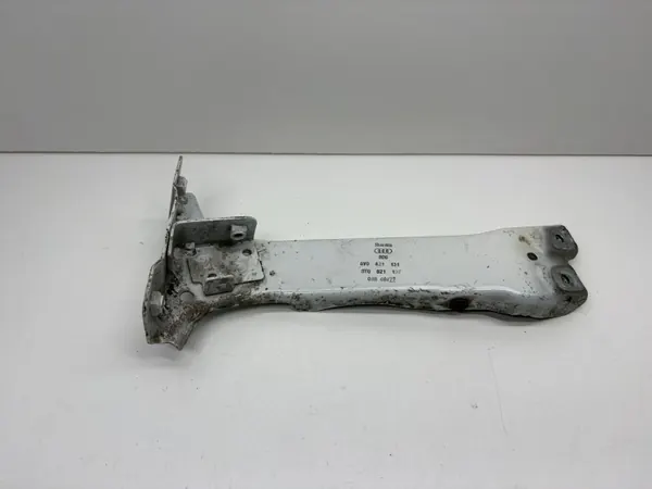 Support de garde-boue avant gauche OEM 8Y0821131 Audi A3 8Y image 2