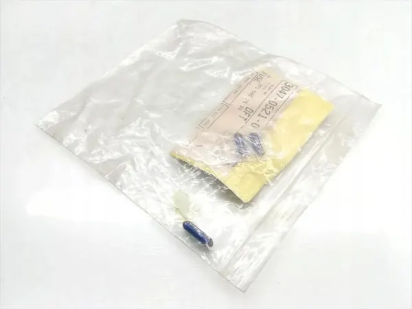 Mercedes-Benz Sicherung A0015457534 für E 200 Benzin image 6