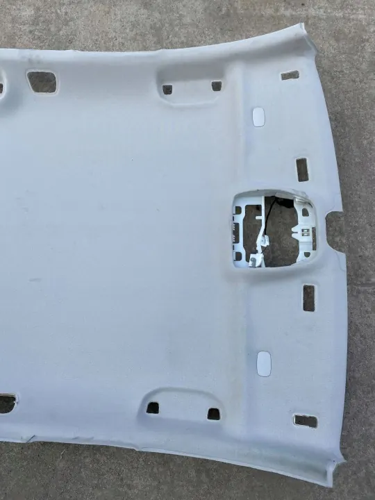 Plafonnier Mercedes C W205 OEM APU27320 Couleur Claire image 4