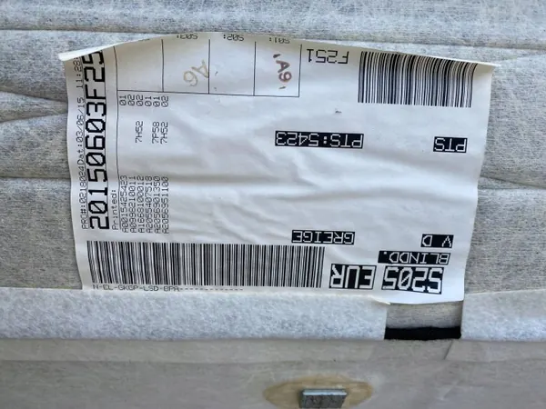 Plafonnier Mercedes C W205 OEM APU27320 Couleur Claire image 6