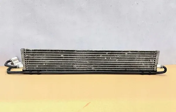 Oliekoeler Porsche Panamera 970 11- OEM 97030701502 image 2