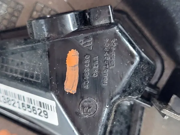 Mercedes-Benz Spegeldel Höger sida OEM A3159430 image 6