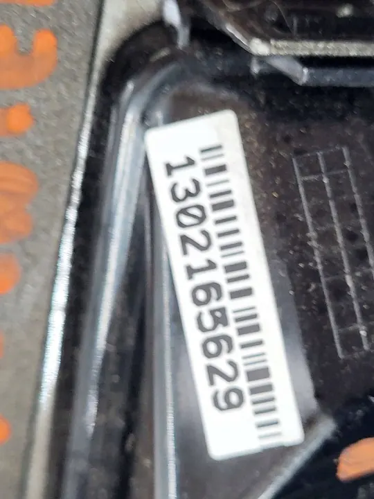 Mercedes-Benz Spegeldel Höger sida OEM A3159430 image 9