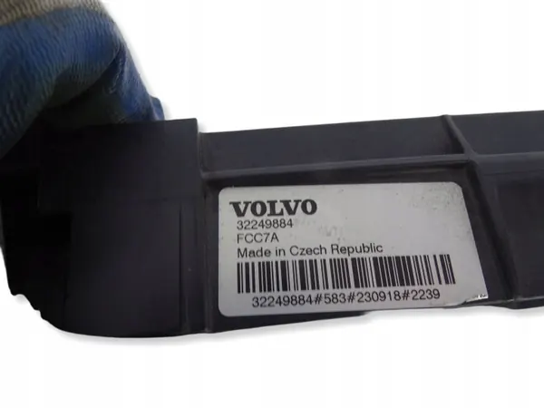 Jäähdyttimen kehys OEM 32249884 ACP Volvo XC40 II:lle image 4
