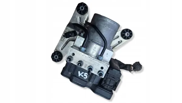 BMW ABS/DSC Rempomp OEM 6868335 - Gebruikt image 3